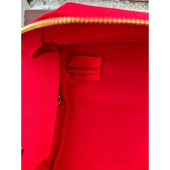 Carolina herrera makeup pouch - Picture 4 of 5
